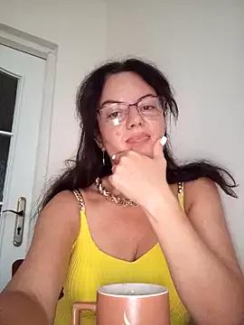 ValeriaLove43211 from StripChat is Freechat
