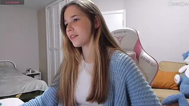 ValerieBubbles from StripChat is Freechat