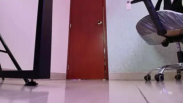Valery_mansonn from StripChat is Freechat