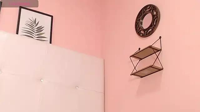 valery_storm_ from StripChat is Freechat