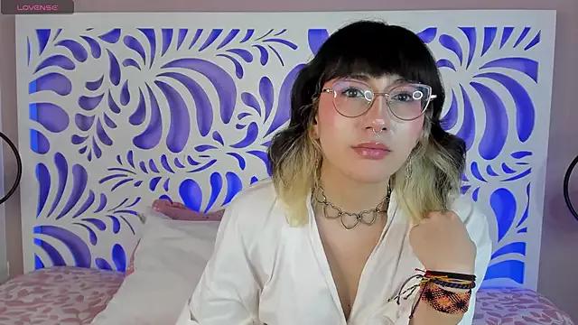 Valkyra_catnoir webcams show profile image 