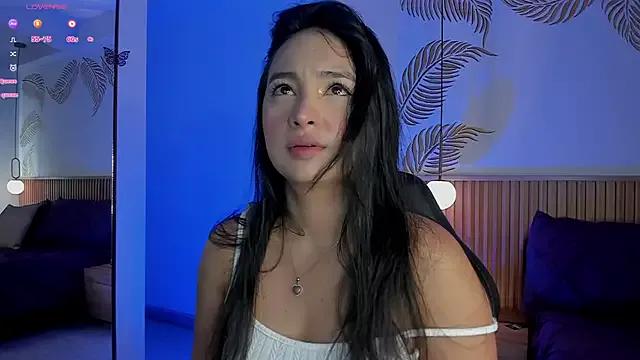 Valleriie_ from StripChat is Freechat