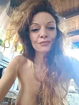 vampvanna23 from StripChat is Freechat