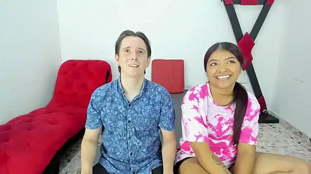 Vane_and_Aaron from StripChat is Freechat