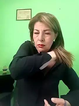 Explore our live girls sluts from our Custom and Multi clubs and checkout exclusive access to highly interactive content, such as shape, hair, titties, pussy type and many more.