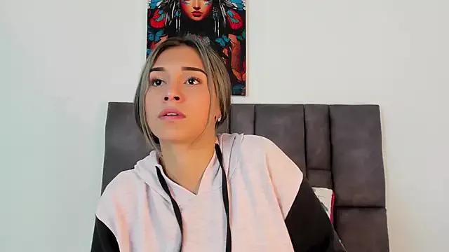 Vanessa_Rodriguez1 from StripChat is Freechat