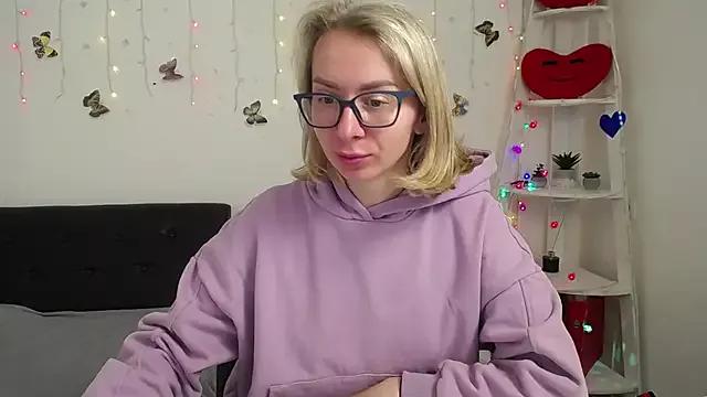 VasilisaSii from StripChat is Freechat