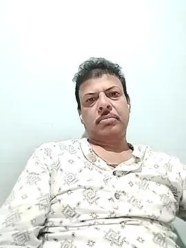 VastNoon95 webcams show profile image 