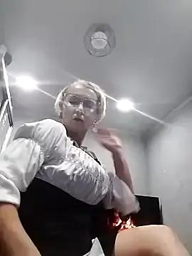 VasylynaLove42 webcams show profile image 