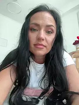 Explore our live girls sluts from our Custom and Multi clubs and checkout exclusive access to highly interactive content, such as shape, hair, titties, pussy type and many more.