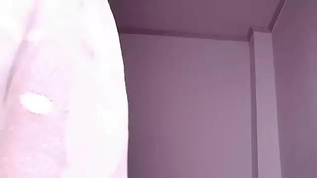 Velvet-Angel from StripChat is Freechat