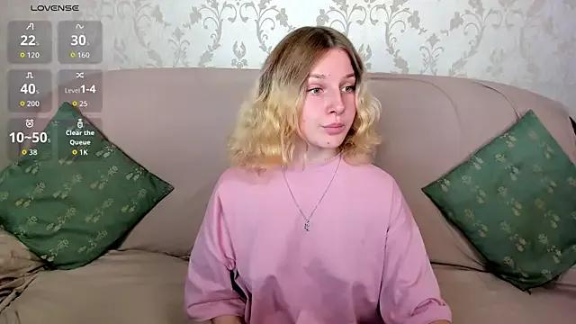 Velvet_peach_ from StripChat