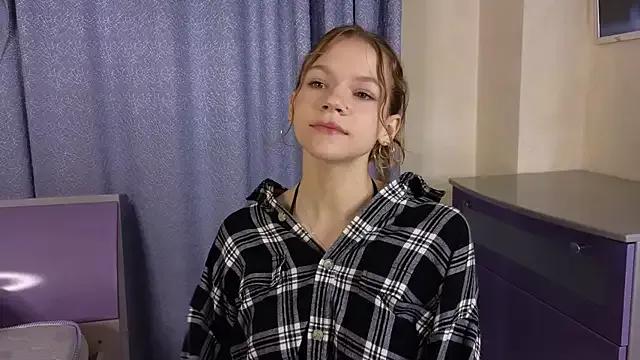 Explore our live girls sluts from our Custom and Multi clubs and checkout exclusive access to highly interactive content, such as shape, hair, titties, pussy type and many more.