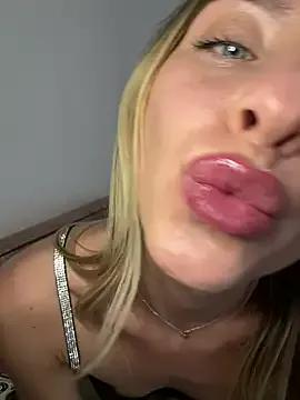 Explore our live girls sluts from our Custom and Multi clubs and checkout exclusive access to highly interactive content, such as shape, hair, titties, pussy type and many more.
