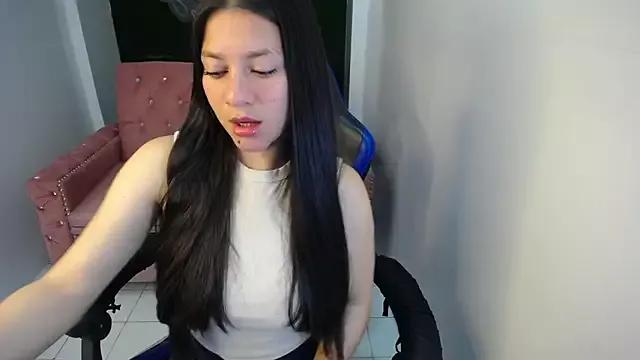 velvetvixen_t from StripChat is Freechat