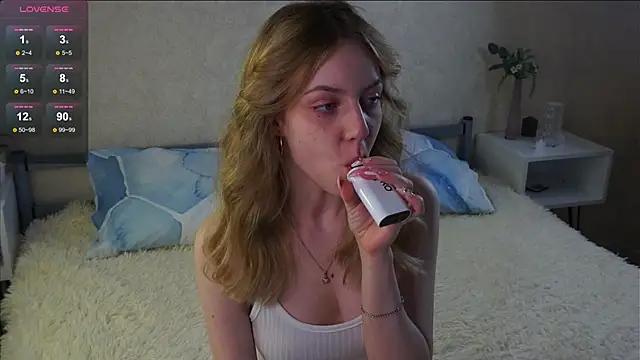 velvvetem from StripChat