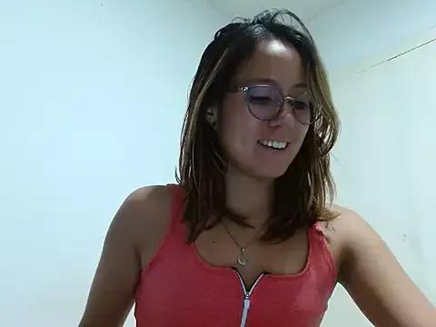 Explore our live girls sluts from our Custom and Multi clubs and checkout exclusive access to highly interactive content, such as shape, hair, titties, pussy type and many more.