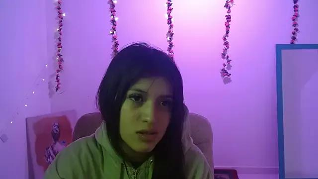 Explore our live girls sluts from our Custom and Multi clubs and checkout exclusive access to highly interactive content, such as shape, hair, titties, pussy type and many more.
