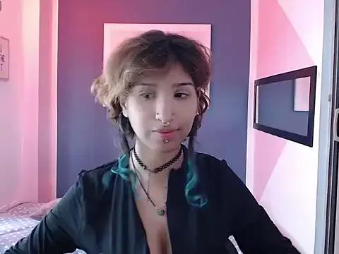 Explore our live girls sluts from our Custom and Multi clubs and checkout exclusive access to highly interactive content, such as shape, hair, titties, pussy type and many more.