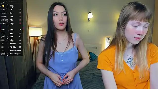 VeronaGrass from StripChat is Freechat