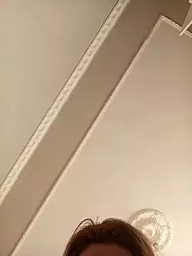 Vezettii from StripChat