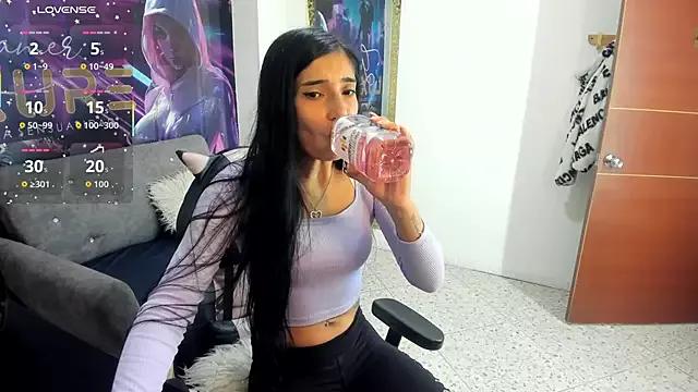 Vhaleria_Vega from StripChat is Freechat