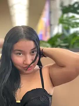 Explore our live girls sluts from our Custom and Multi clubs and checkout exclusive access to highly interactive content, such as shape, hair, titties, pussy type and many more.