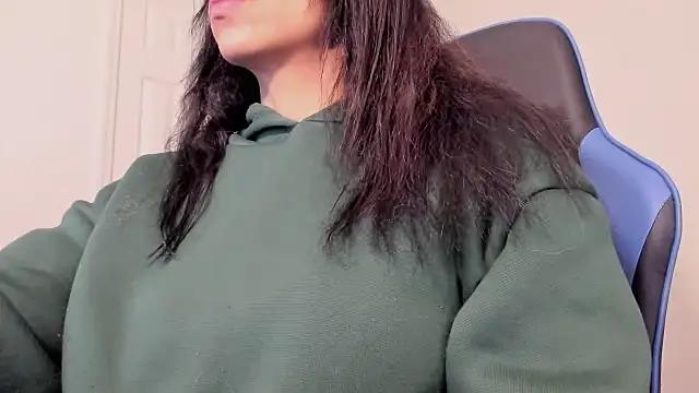 Explore our live girls sluts from our Custom and Multi clubs and checkout exclusive access to highly interactive content, such as shape, hair, titties, pussy type and many more.