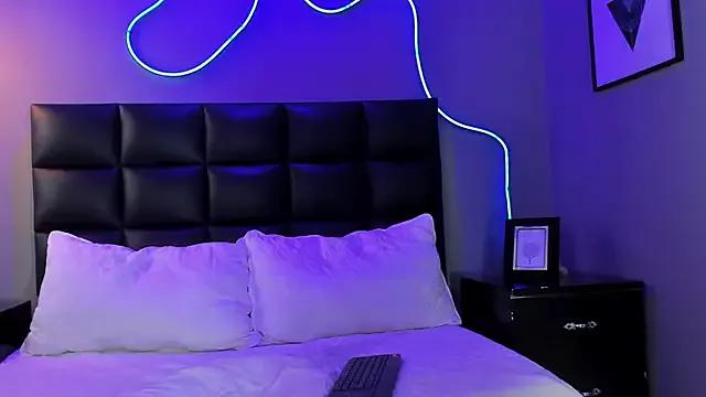 VictoriaHilton from StripChat is Freechat
