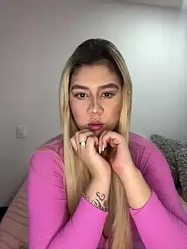 VictoriaKibman_ from StripChat is Freechat
