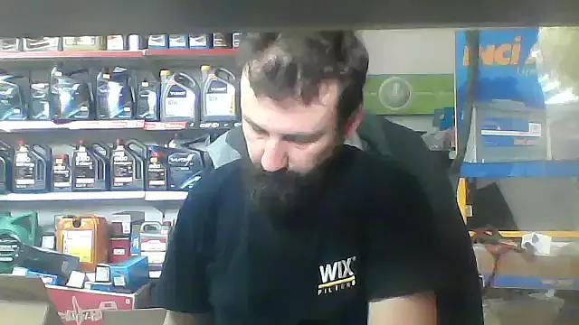 Vihand11 webcams show profile image 