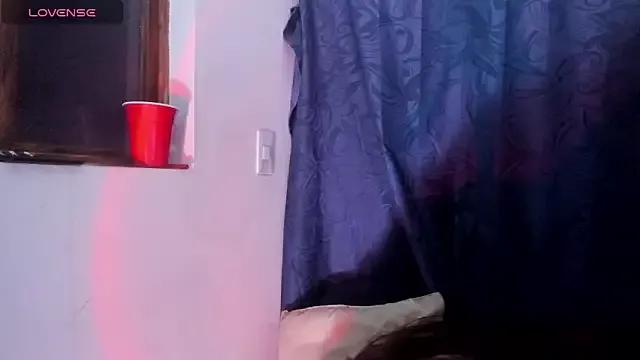 Viioleett_cum from StripChat