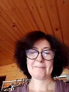 vikimoon11 from StripChat is Freechat