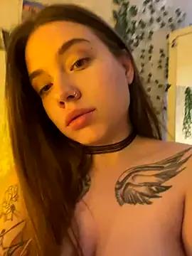 Vikki_toriya from StripChat