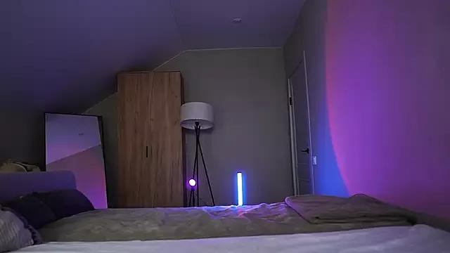 VikkiLustfull from StripChat