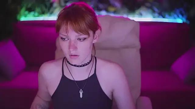 VikkyLoveRed from StripChat is Freechat