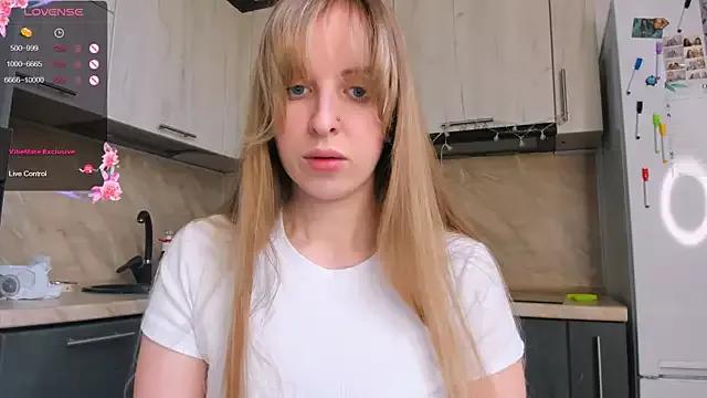 violet_blue_eyes from StripChat is Freechat