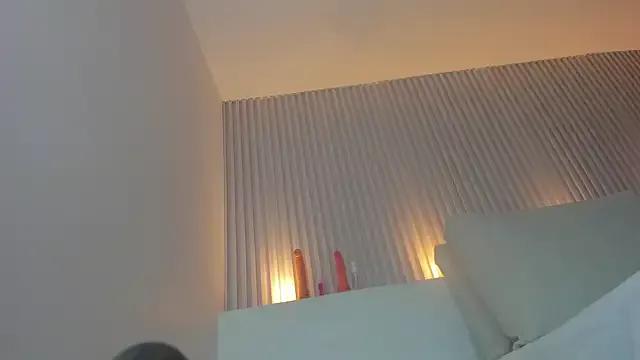 violet_roux from StripChat is Freechat
