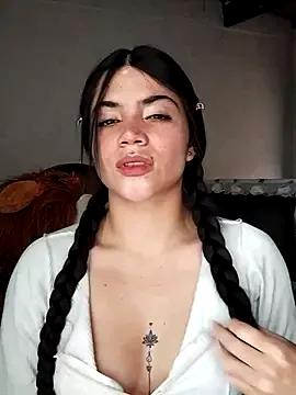 Explore our live girls sluts from our Custom and Multi clubs and checkout exclusive access to highly interactive content, such as shape, hair, titties, pussy type and many more.