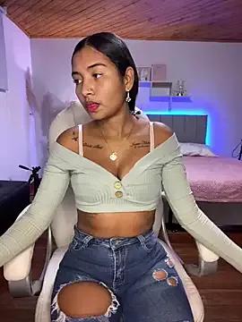 Violeta_pinkk1 from StripChat is Freechat
