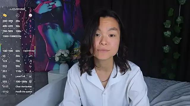 VioletBrewer from StripChat is Freechat
