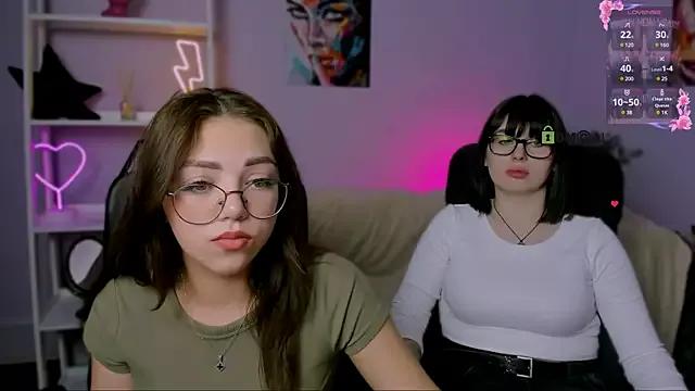 Explore our live girls sluts from our Custom and Multi clubs and checkout exclusive access to highly interactive content, such as shape, hair, titties, pussy type and many more.