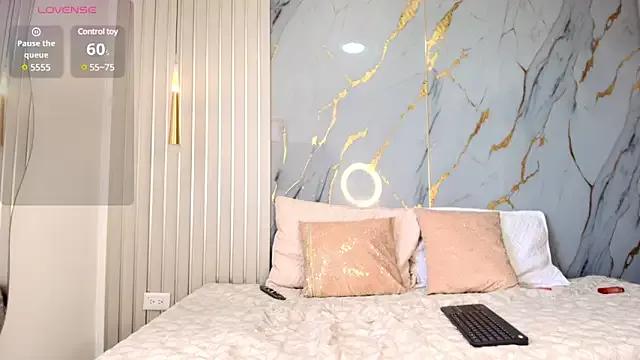 violetta_hot_ from StripChat is Freechat