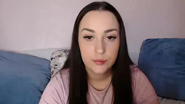 Explore our live girls sluts from our Custom and Multi clubs and checkout exclusive access to highly interactive content, such as shape, hair, titties, pussy type and many more.