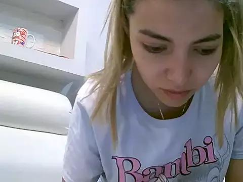 VittoriaTaylor from StripChat