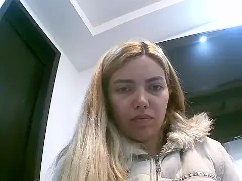 VittoriaTaylor from StripChat