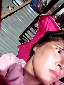 vivi_cute from StripChat