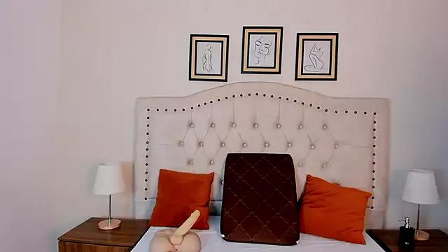 vivi_ruby from StripChat is Freechat