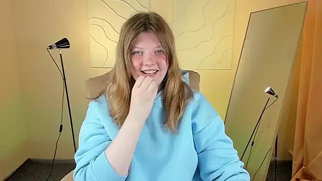 Vivian_cutie from StripChat