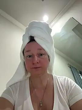 Vivian_MayXxX from StripChat